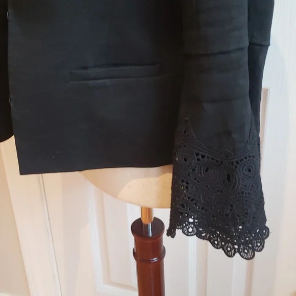 Kobi Halperin Neve Black Linen-Blend Lace Jacket — Size S — Excellent Pre-Owned